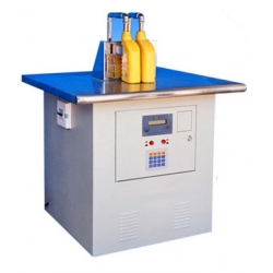 高精度無滴漏半自動機(jī)油灌裝機(jī)